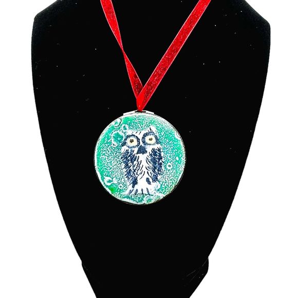 Vintage Owl Pendant Enamel on Copper Handmade Green 2 inches - Picture 1 of 7
